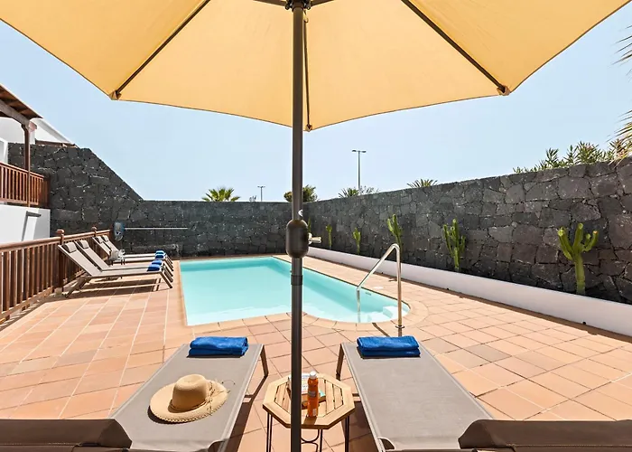 Rosa By Villalia Playa Blanca